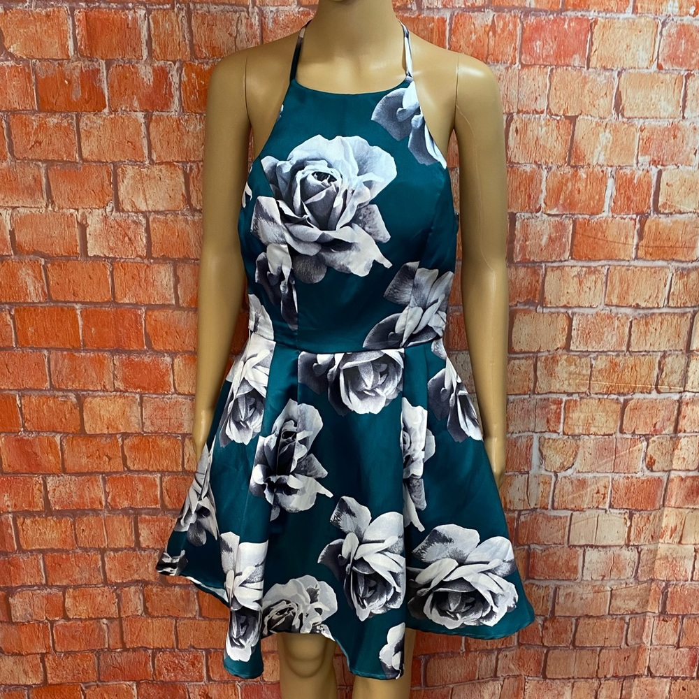 Speechless Floral Strappy Halter Neck Skater Dress